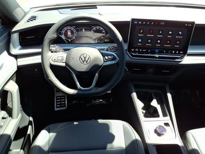 2026 Volkswagen Tiguan SE R-Line Black