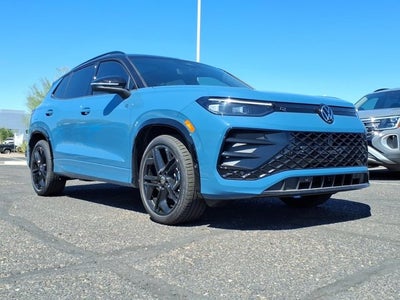 2026 Volkswagen Tiguan SE R-Line Black