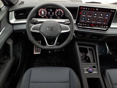 2026 Volkswagen Tiguan SE R-Line Black