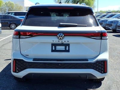 2026 Volkswagen Tiguan SE R-Line Black
