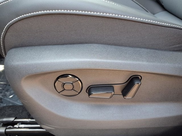 2025 Volkswagen Tiguan SE