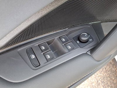 2025 Volkswagen Tiguan SE