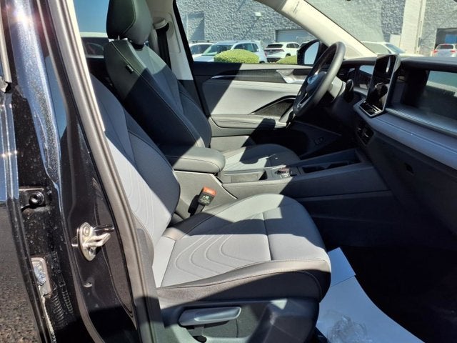 2025 Volkswagen Tiguan SE