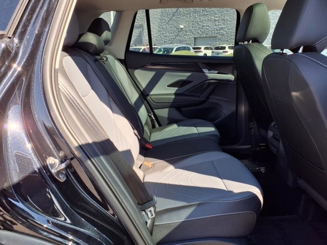 2025 Volkswagen Tiguan SE