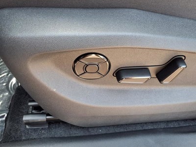 2025 Volkswagen Tiguan SE