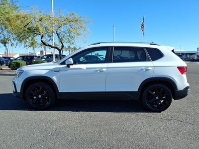 2023 Volkswagen Taos SE