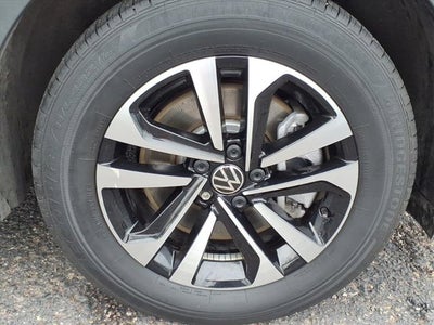 2024 Volkswagen Tiguan S