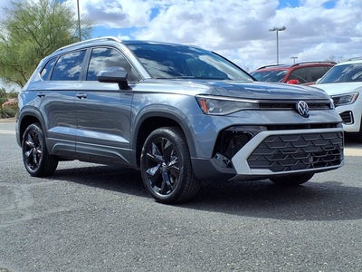 2026 Volkswagen Taos SE