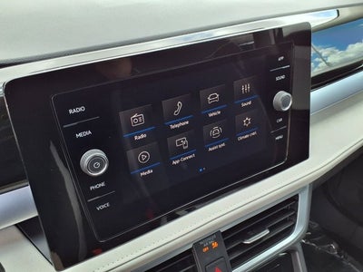 2026 Volkswagen Taos SE