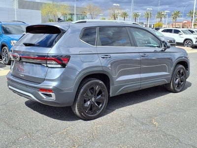 2026 Volkswagen Taos SE