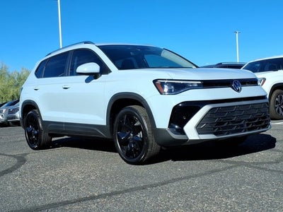 2026 Volkswagen Taos SE
