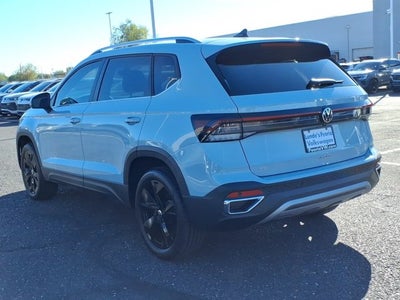 2026 Volkswagen Taos SE