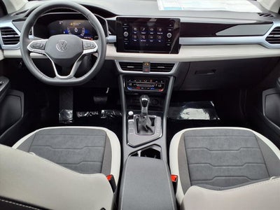 2026 Volkswagen Taos SE