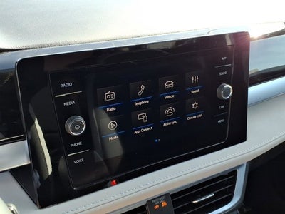 2026 Volkswagen Taos SE