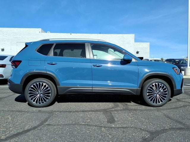 2026 Volkswagen Taos SE