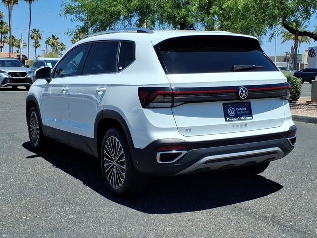 2025 Volkswagen Taos SE