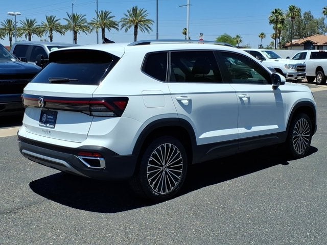 2025 Volkswagen Taos SE