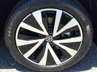 2023 Volkswagen Taos SE
