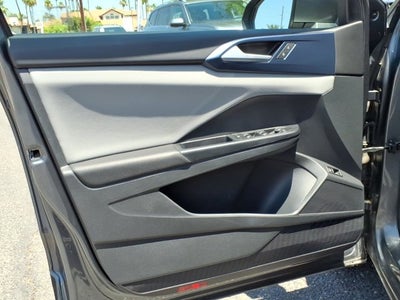 2023 Volkswagen Taos SE