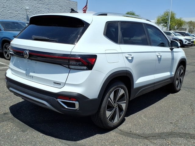 2026 Volkswagen Taos SE