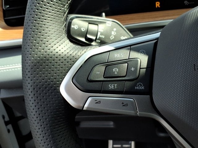 2026 Volkswagen Tiguan SEL R-Line Turbo