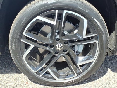 2026 Volkswagen Tiguan SEL R-Line Turbo