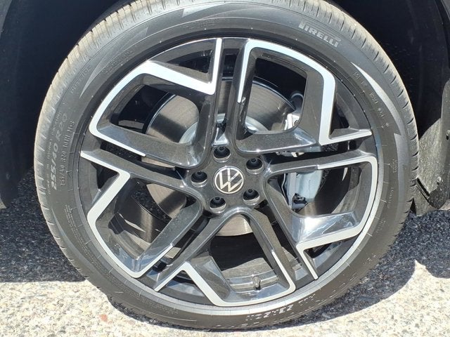2026 Volkswagen Tiguan SEL R-Line Turbo