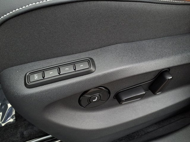 2026 Volkswagen Tiguan SEL R-Line Turbo