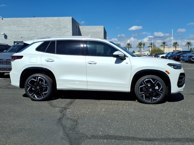 2026 Volkswagen Tiguan SEL R-Line Turbo