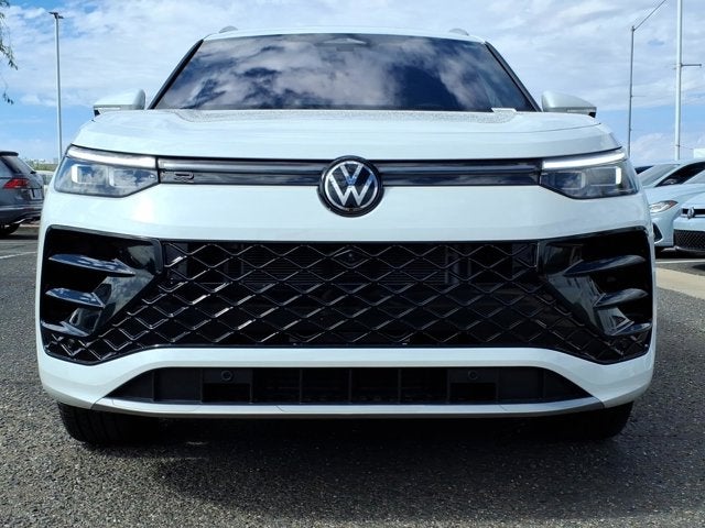 2026 Volkswagen Tiguan SEL R-Line Turbo