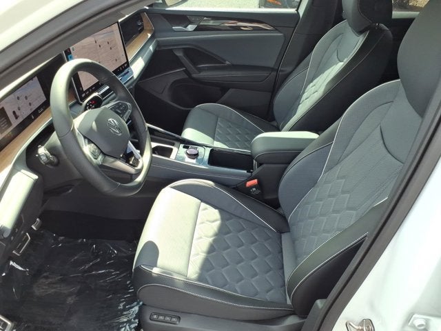 2026 Volkswagen Tiguan SEL R-Line Turbo