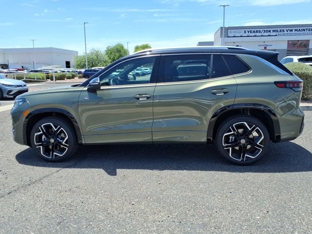 2026 Volkswagen Tiguan SEL R-Line Turbo