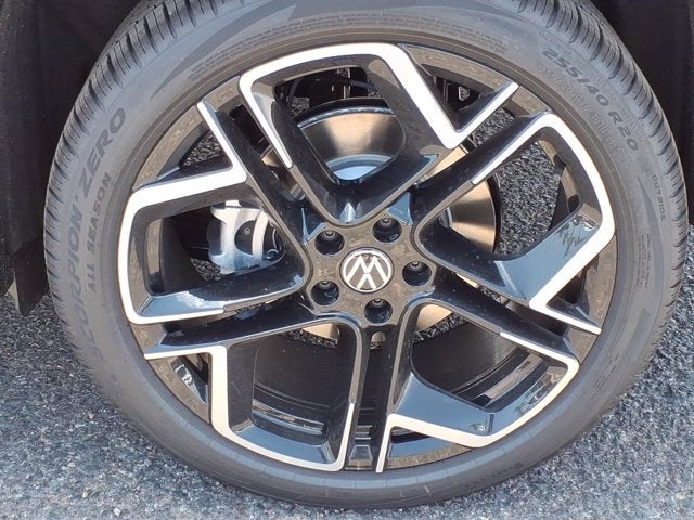 2026 Volkswagen Tiguan SEL R-Line Turbo