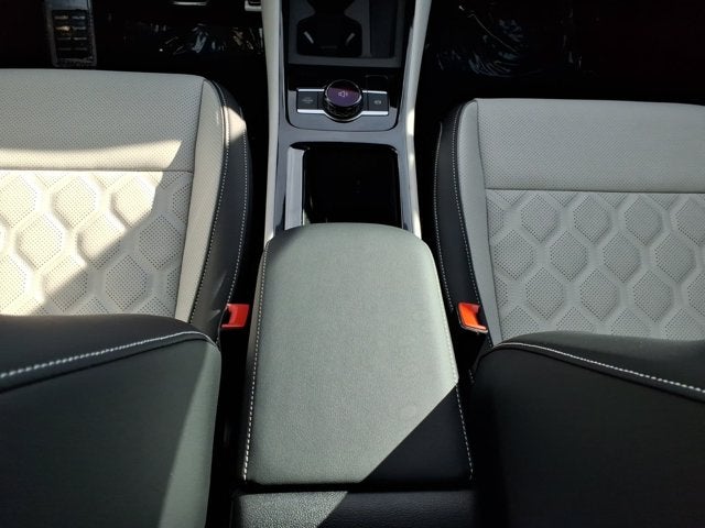 2026 Volkswagen Tiguan SEL R-Line Turbo