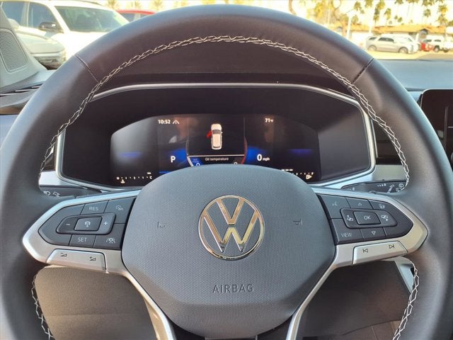 2025 Volkswagen Taos SE