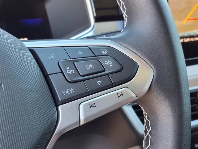 2025 Volkswagen Taos SE