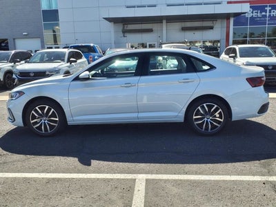2025 Volkswagen Jetta SE