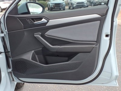 2025 Volkswagen Jetta SE