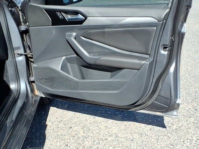 2019 Volkswagen Jetta R-Line