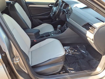 2019 Volkswagen Jetta R-Line