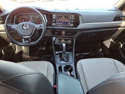 2019 Volkswagen Jetta R-Line
