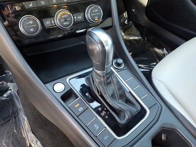 2019 Volkswagen Jetta R-Line