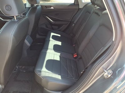 2024 Volkswagen Jetta SE