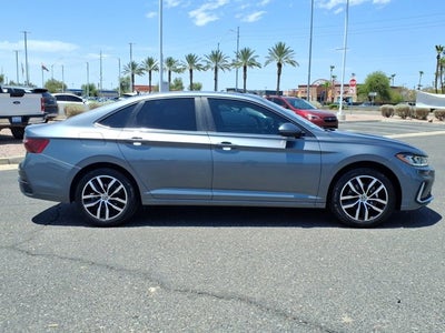 2025 Volkswagen Jetta SE
