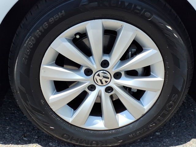 2018 Volkswagen Beetle 2.0T S