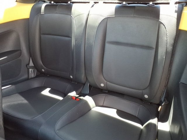 2012 Volkswagen Beetle 2.5L w/Sun/Sound/Nav PZEV
