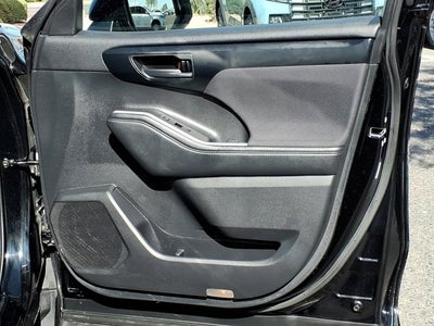 2021 Toyota Highlander L