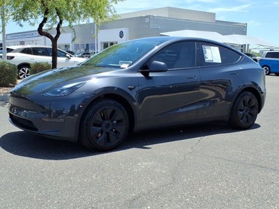 2025 Tesla Model Y Long Range