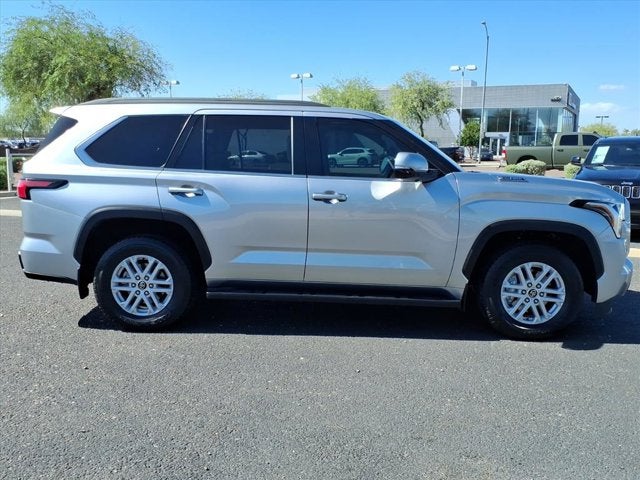 2023 Toyota Sequoia SR5