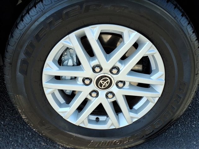 2023 Toyota Sequoia SR5